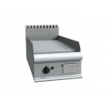 Aragaz profesional pe gaz Casta Easy 900 E9/FTG2BBL cu suprafata neteda