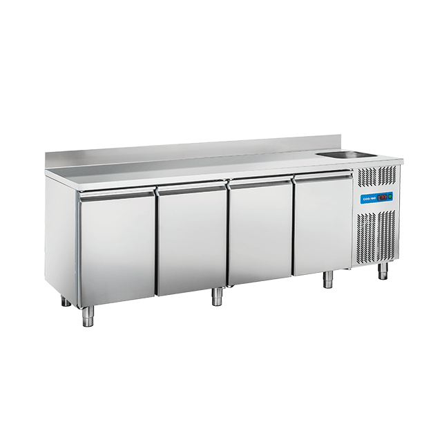 Vitrina frigorifica Cool Wise DC 368, capacitate 300 L, 1 zona de temperatura +1° ~ +10°C, negru