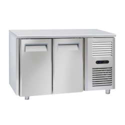 Masa rece Cool Head CN 2100, capacitate 210 l, lungime 138 cm, temperatura -18°/ -22°C, inox