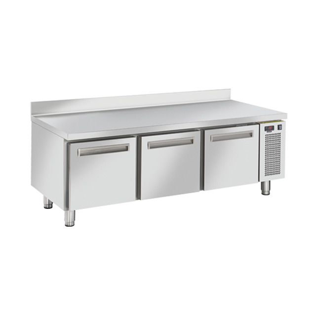 Masa rece cu rebord Cool Head UGN 320, 3 sertare culisante, capacitate 225 l, lungime 160 cm, temperatura -2°/ +7°C, inox