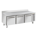 Vitrina frigorifica Cool Wise DC 368, capacitate 300 L, 1 zona de temperatura +1° ~ +10°C, negru
