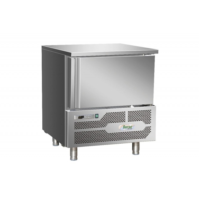 Vitrina frigorifica Cool Wise DC 368, capacitate 300 L, 1 zona de temperatura +1° ~ +10°C, negru