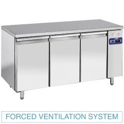 Masa rece ventilata DIAMOND TS3N/L, 3 usi GN 1/1