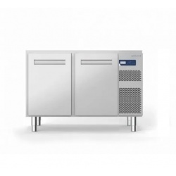 Vitrina frigorifica Cool Wise DC 368, capacitate 300 L, 1 zona de temperatura +1° ~ +10°C, negru