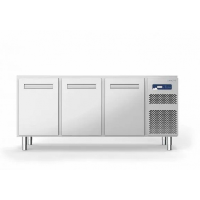 Masa rece Polaris Treco 21-03 H 760, cu unitate condensare, 279 litri, -2° +8°C, inox