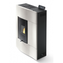 Soba pe peleti PHEBO STUFE Chimera cu gaze de evacuare de peste 9 kw