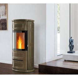 Soba pe peleti Piazzetta P943 4 - 12 kW cameră de ardere revoluționară de înaltă performanță încălzește suprafețele din maiolica