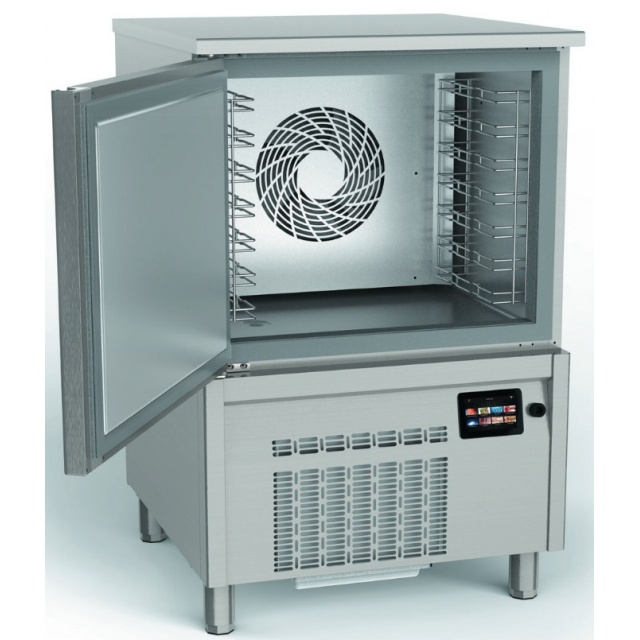 Vitrina frigorifica expunere DOCRILUC VE-8-10, potenta frigorifica 493 W, usi 1, temperatura +1ºC/ +5ºC